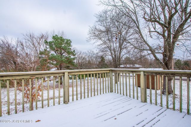 216 FRANKLIN STREET, Holts Summit, MO 65043