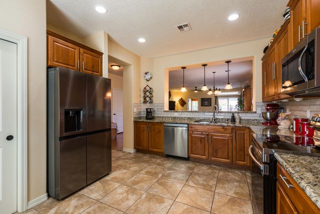 601 Promenade Trail SW, Los Lunas, NM 87031
