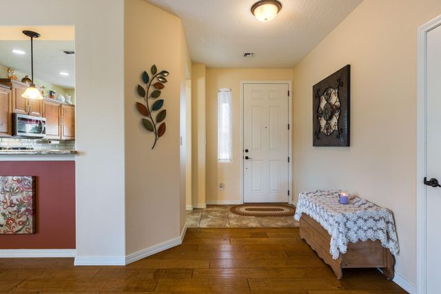 601 Promenade Trail SW, Los Lunas, NM 87031