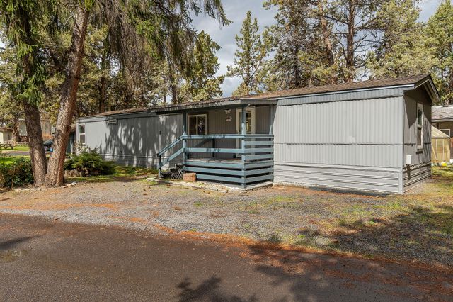 64100 N Hwy 97 #14, Bend, OR 97701