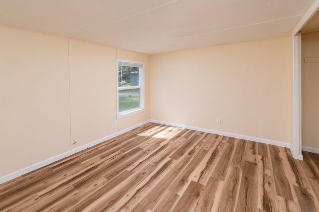 64100 N Hwy 97 #14, Bend, OR 97701