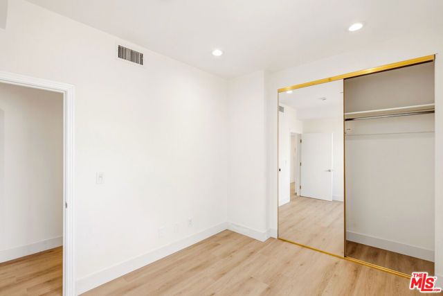 121 S Canon Drive 203, Beverly Hills, CA 90212
