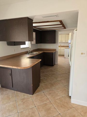 509 NW Prima Vista Boulevard, Port St. Lucie, Port St Lucie, FL 34983