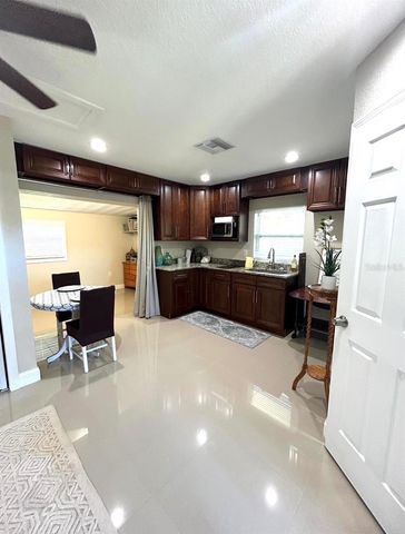 11350 MEMORIAL HIGHWAY, Tampa, FL 33635