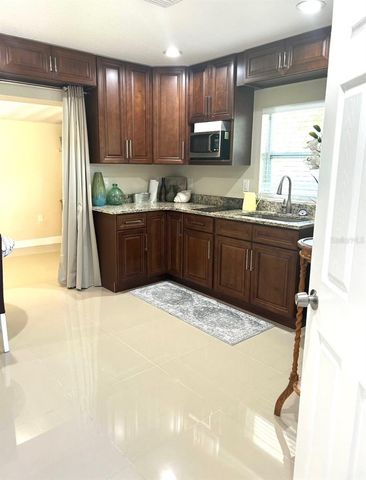 11350 MEMORIAL HIGHWAY, Tampa, FL 33635