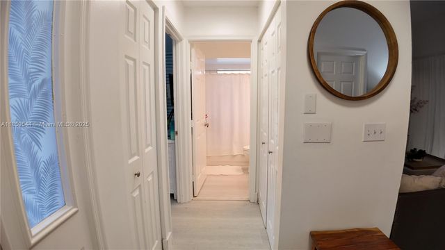 677 SE 22nd Dr, Homestead, FL 33033
