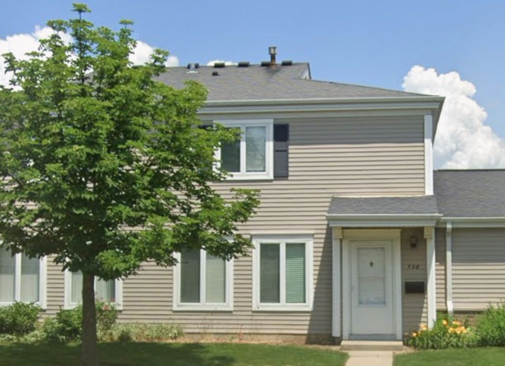 728 E Old Willow Road 104B, Prospect Heights, IL 60070