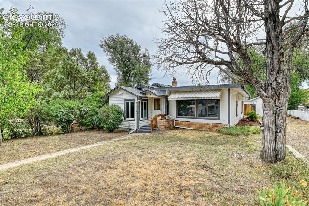 27 Bonfoy Avenue, Colorado Springs, CO 80909 — photo 2