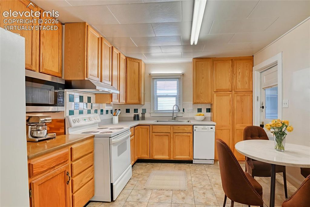 27 Bonfoy Avenue, Colorado Springs, CO 80909 — photo 5