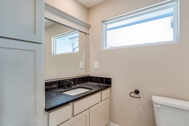 1633 N Wildflower Ct., Andover, KS 67002