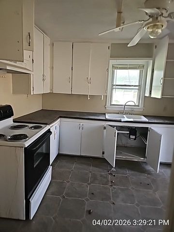 1415 NW 23rd St, Lawton, OK 73505