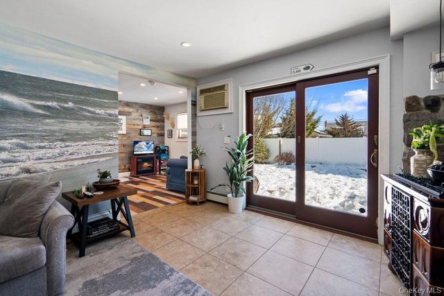 60 Leewater Avenue, Massapequa, NY 11758