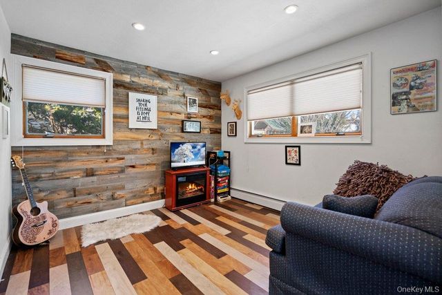 60 Leewater Avenue, Massapequa, NY 11758