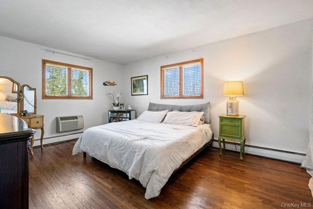 60 Leewater Avenue, Massapequa, NY 11758