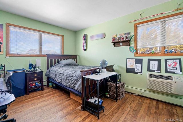 60 Leewater Avenue, Massapequa, NY 11758