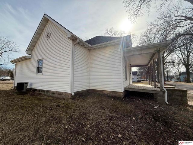 706 Juniper Street, Crete, NE 68333