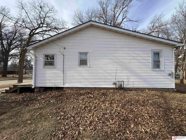706 Juniper Street, Crete, NE 68333