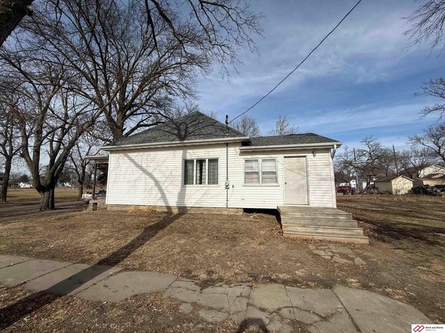 706 Juniper Street, Crete, NE 68333