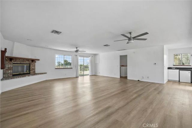 162 W Buffington, Upland, CA 91784