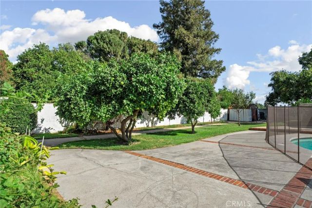162 W Buffington, Upland, CA 91784