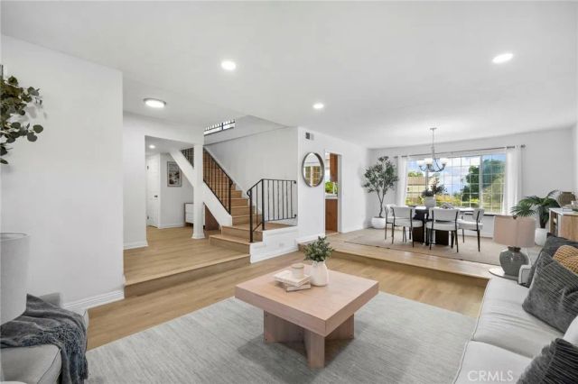 162 W Buffington, Upland, CA 91784