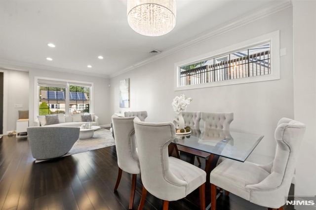 19 Schlosser Drive, Rochelle Park, NJ 07662