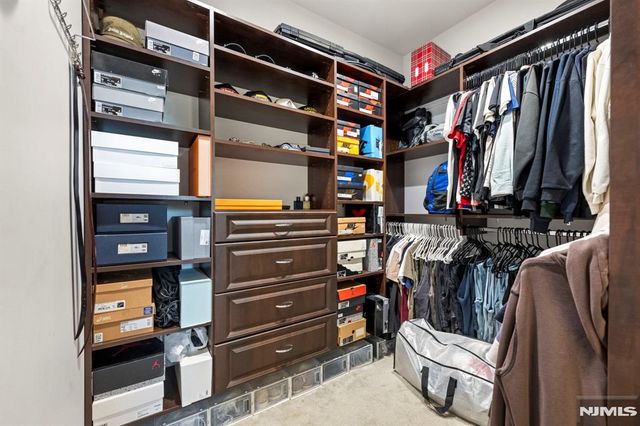 19 Schlosser Drive, Rochelle Park, NJ 07662