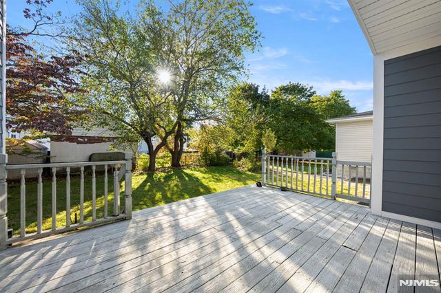 19 Schlosser Drive, Rochelle Park, NJ 07662