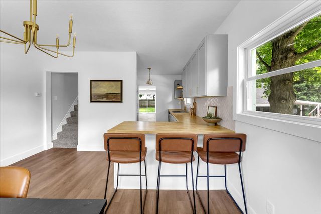 628 E Madison Street E, Hastings, MI 49058