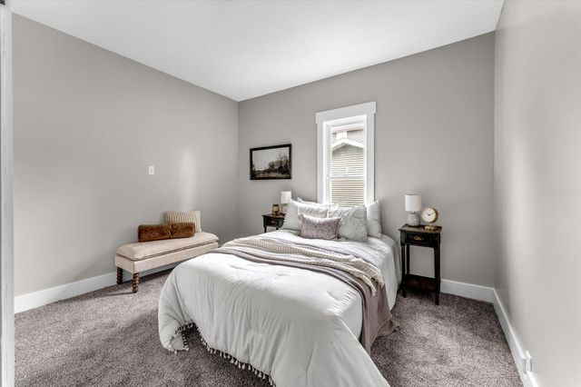 628 E Madison Street E, Hastings, MI 49058