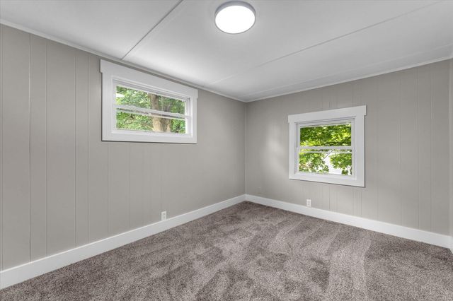 628 E Madison Street E, Hastings, MI 49058