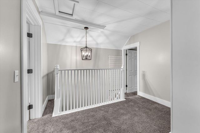 628 E Madison Street E, Hastings, MI 49058