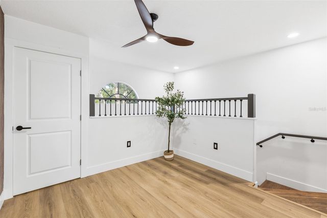 1534 E LAKE WOODLANDS PARKWAY, Oldsmar, FL 34677