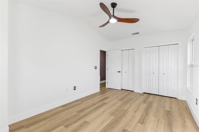 1534 E LAKE WOODLANDS PARKWAY, Oldsmar, FL 34677