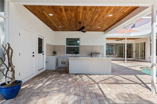 1534 E LAKE WOODLANDS PARKWAY, Oldsmar, FL 34677