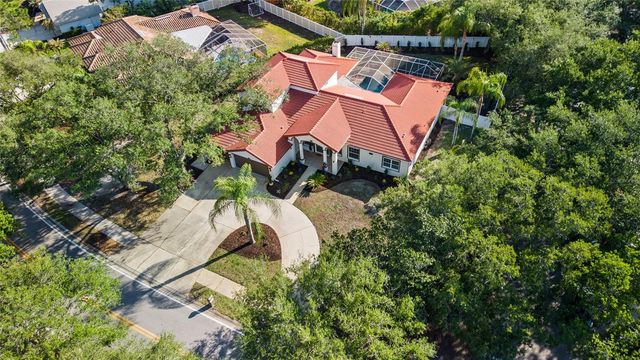 1534 E LAKE WOODLANDS PARKWAY, Oldsmar, FL 34677