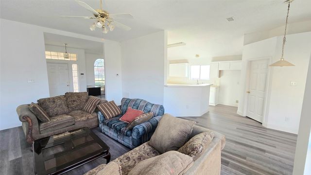 2621 Ash Creek, Mesquite, TX 75181