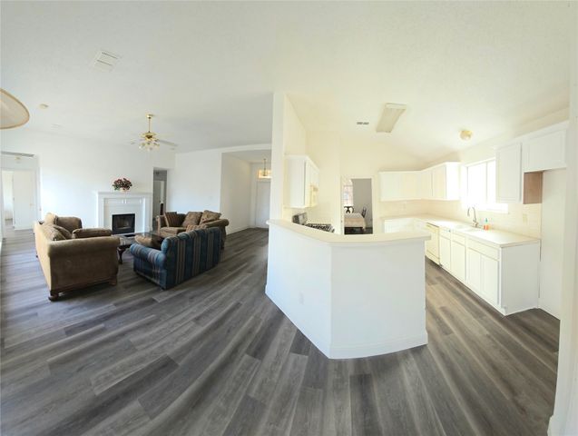 2621 Ash Creek, Mesquite, TX 75181