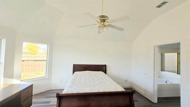 2621 Ash Creek, Mesquite, TX 75181