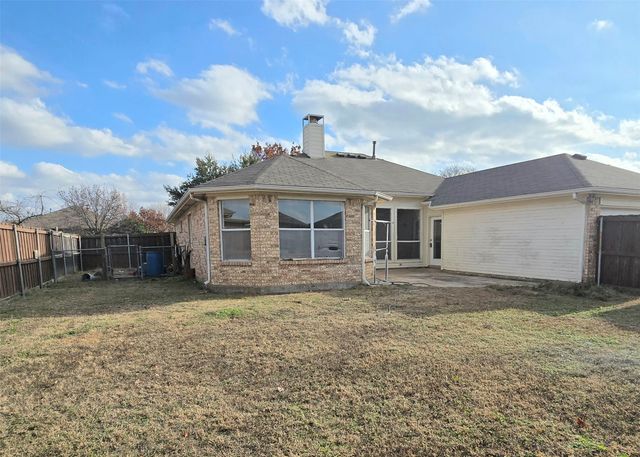 2621 Ash Creek, Mesquite, TX 75181