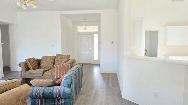 2621 Ash Creek, Mesquite, TX 75181