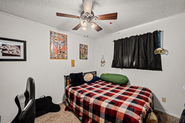7 Emperor Ct, Pueblo, CO 81005