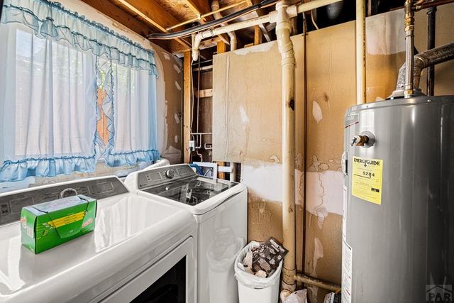 7 Emperor Ct, Pueblo, CO 81005