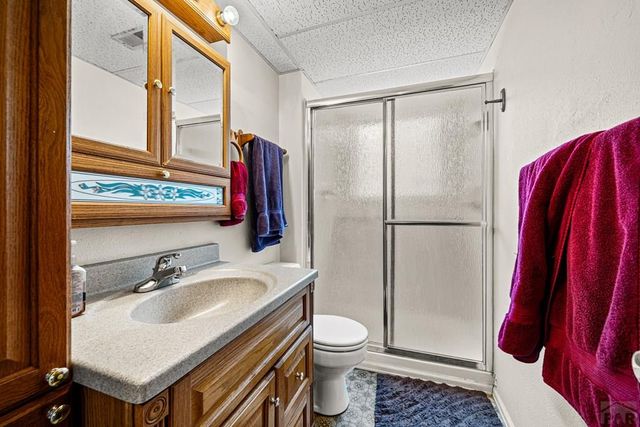 7 Emperor Ct, Pueblo, CO 81005
