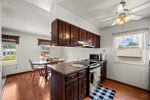7 Emperor Ct, Pueblo, CO 81005