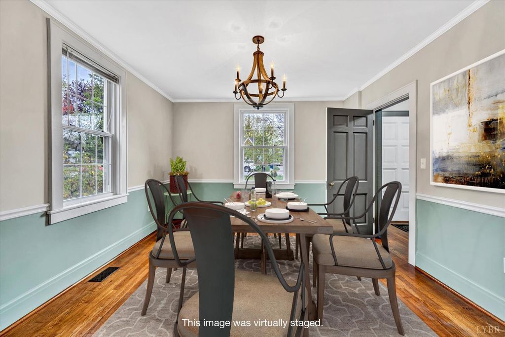 Image 22 of property listing at 539 Westview Ave Avenue, Bedford, VA 24523
