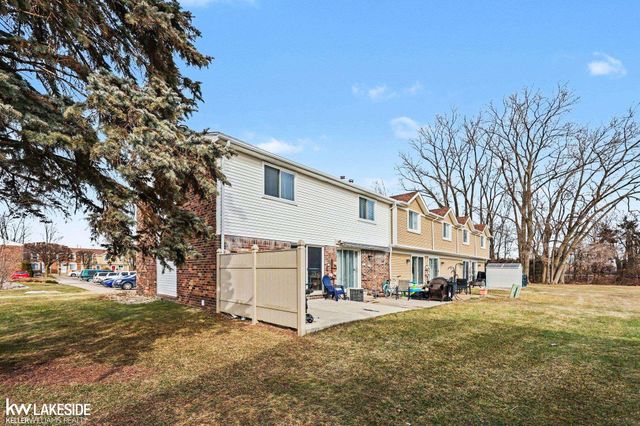 11518 Messmore Road 44, Utica, MI 48317