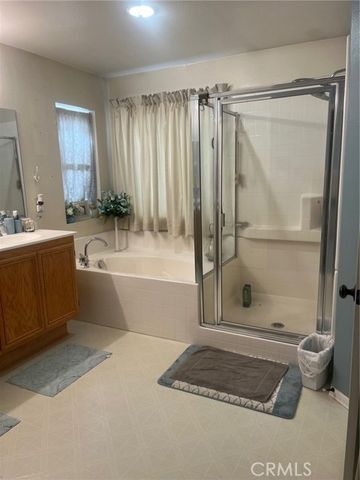 12962 Newport, Hesperia, CA 92344