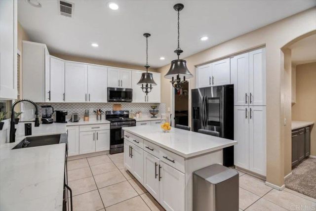 40220 Saddlebrook St, Murrieta, CA 92563