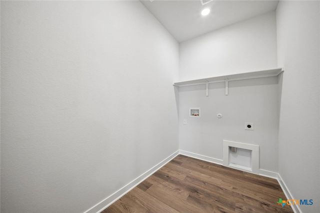 10913 Tallsalt Drive, Austin, TX 78754
